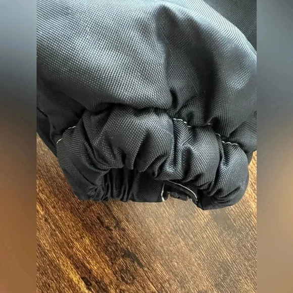 baby GAP | infant snowsuit. Size: 3-6M - Picture 9 of 14